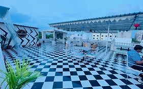 Hotel Tree Of Heaven Udaipur 3*